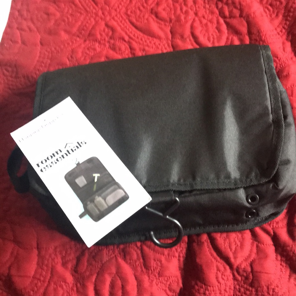 New Hanging Dopp Bag